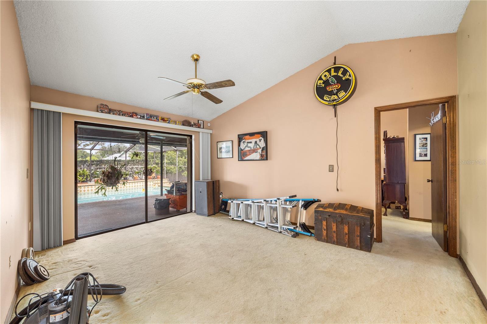 Image 3 of 57 For 2008 Sycamore Lane