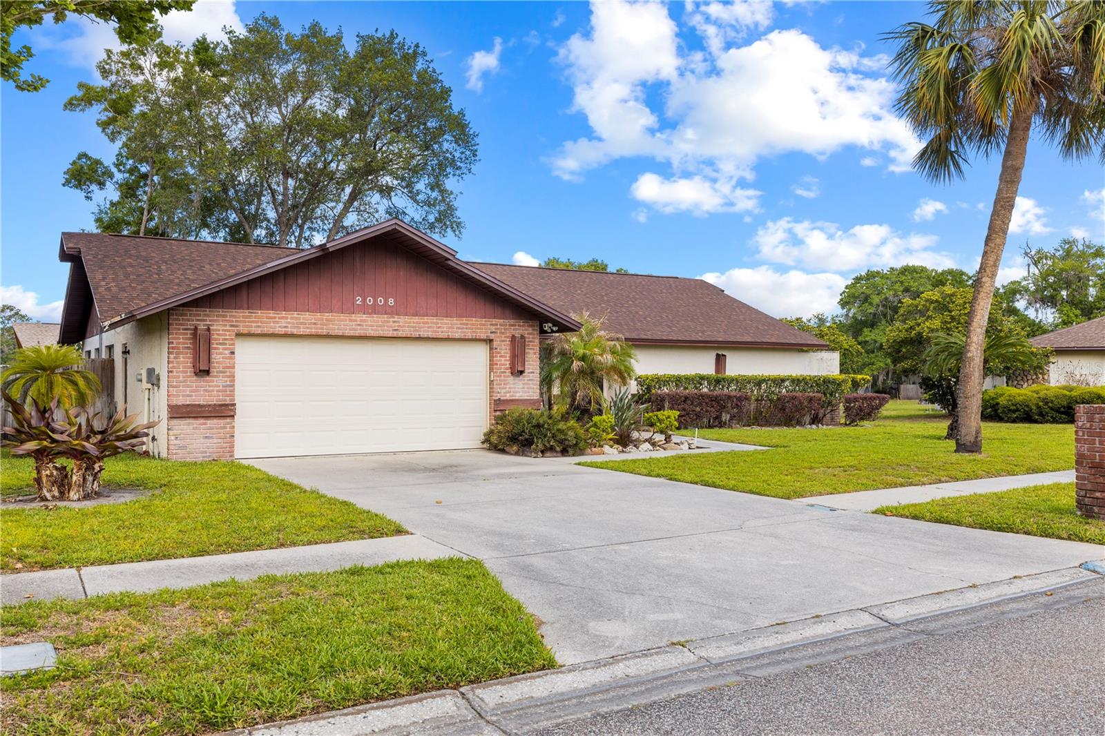 Image 42 of 57 For 2008 Sycamore Lane