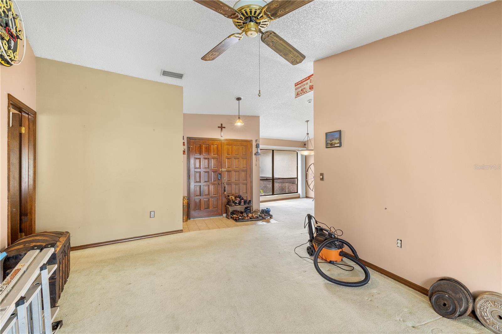 Image 5 of 57 For 2008 Sycamore Lane