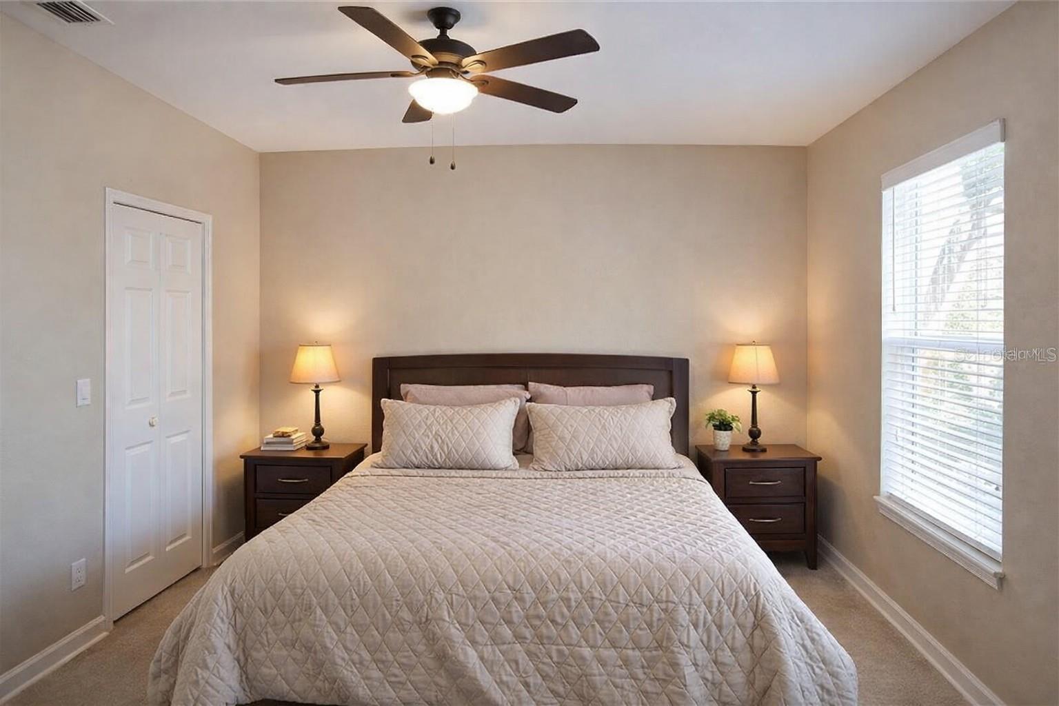 Image 9 of 23 For 617 Island Place Way