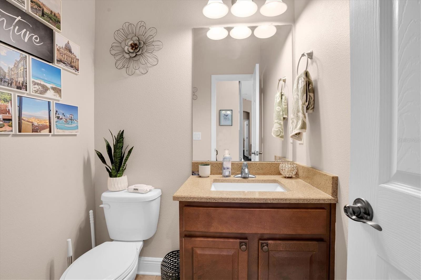 Image 19 of 48 For 1212 Lorea Lane