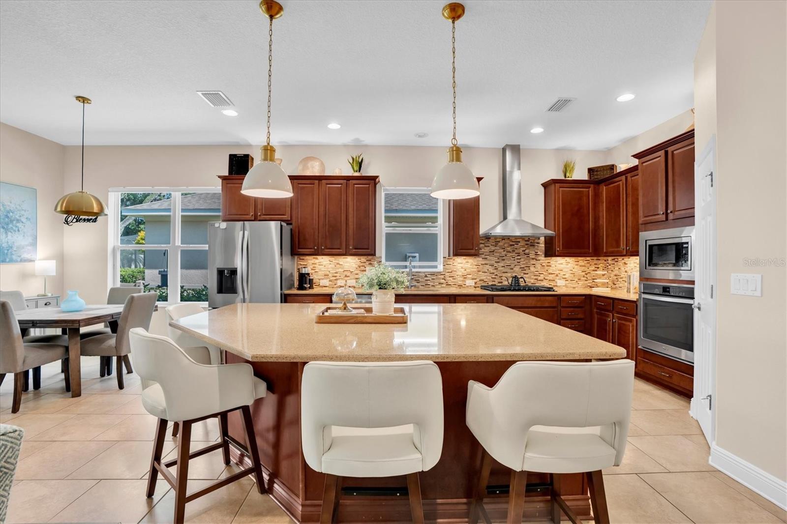 Image 3 of 48 For 1212 Lorea Lane