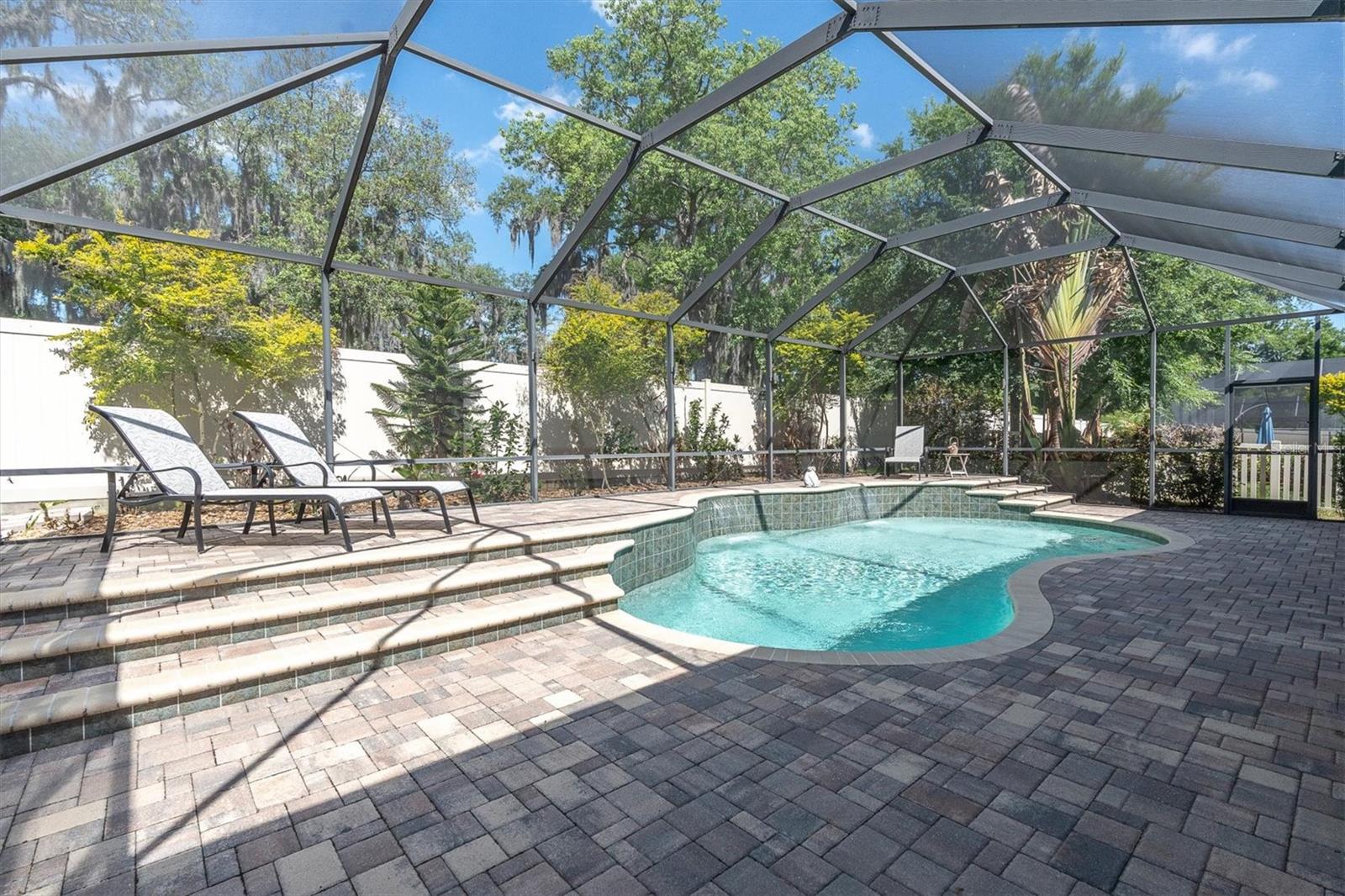 Image 36 of 48 For 1212 Lorea Lane