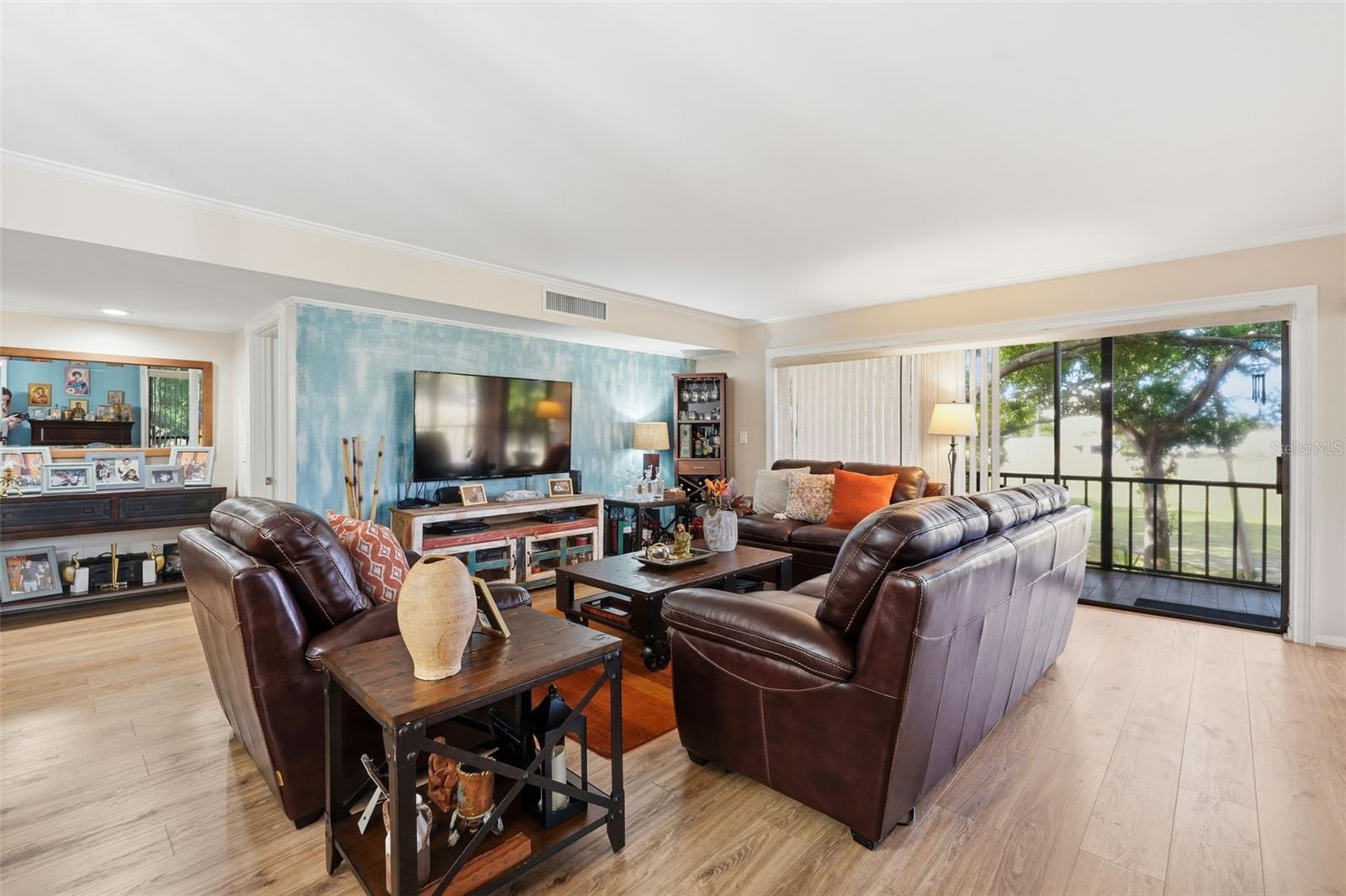 Image 4 of 34 For 700 Starkey Road 622