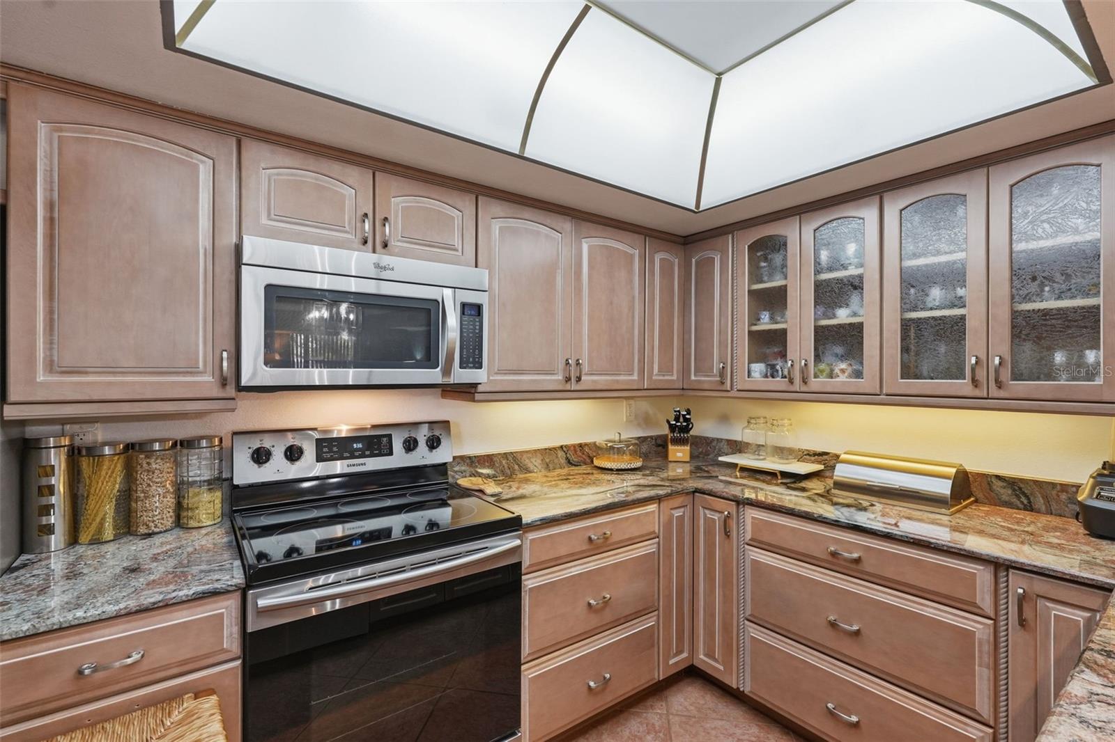 Image 9 of 34 For 700 Starkey Road 622