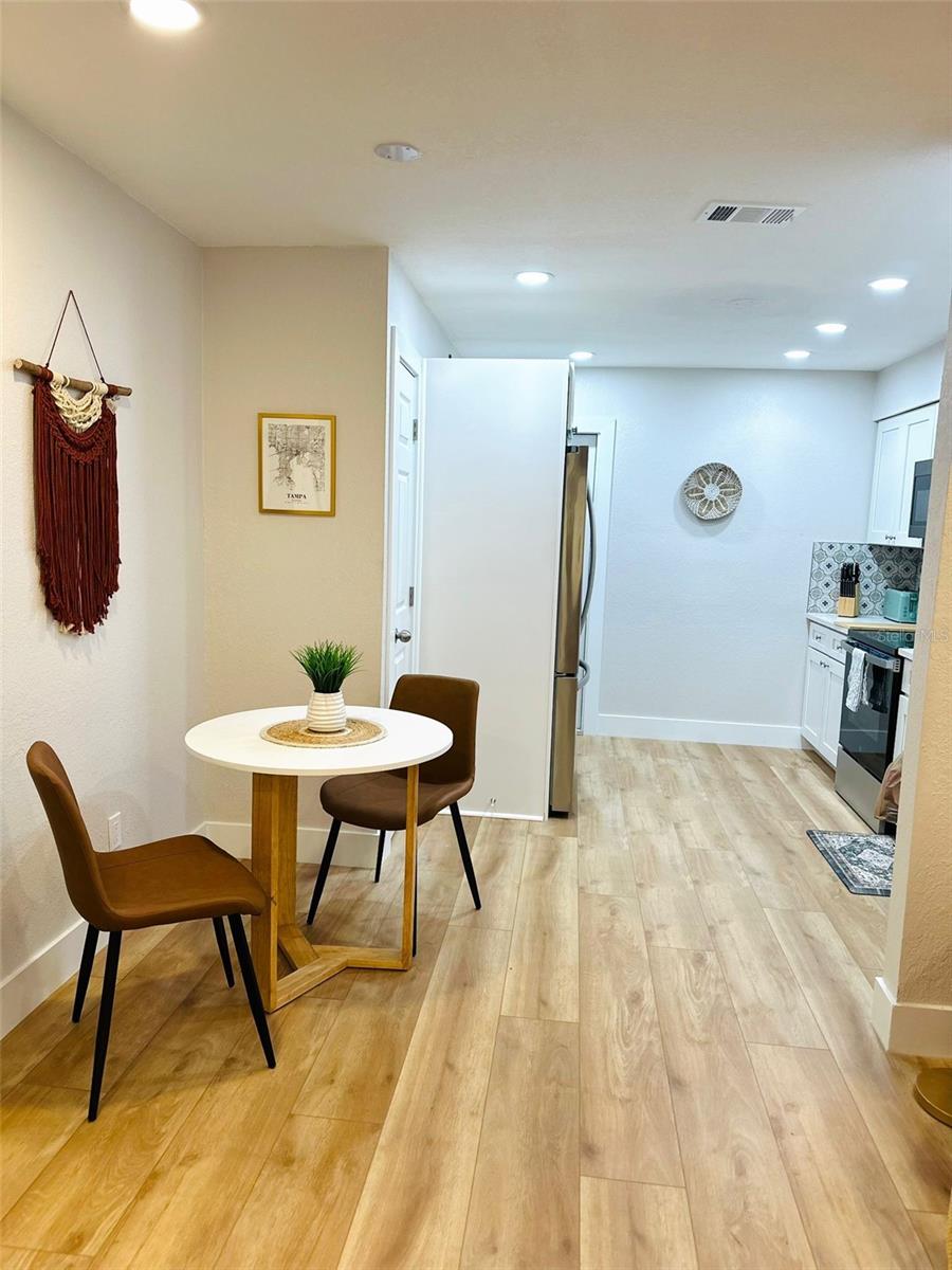 Image 15 of 31 For 6602 Faul Street