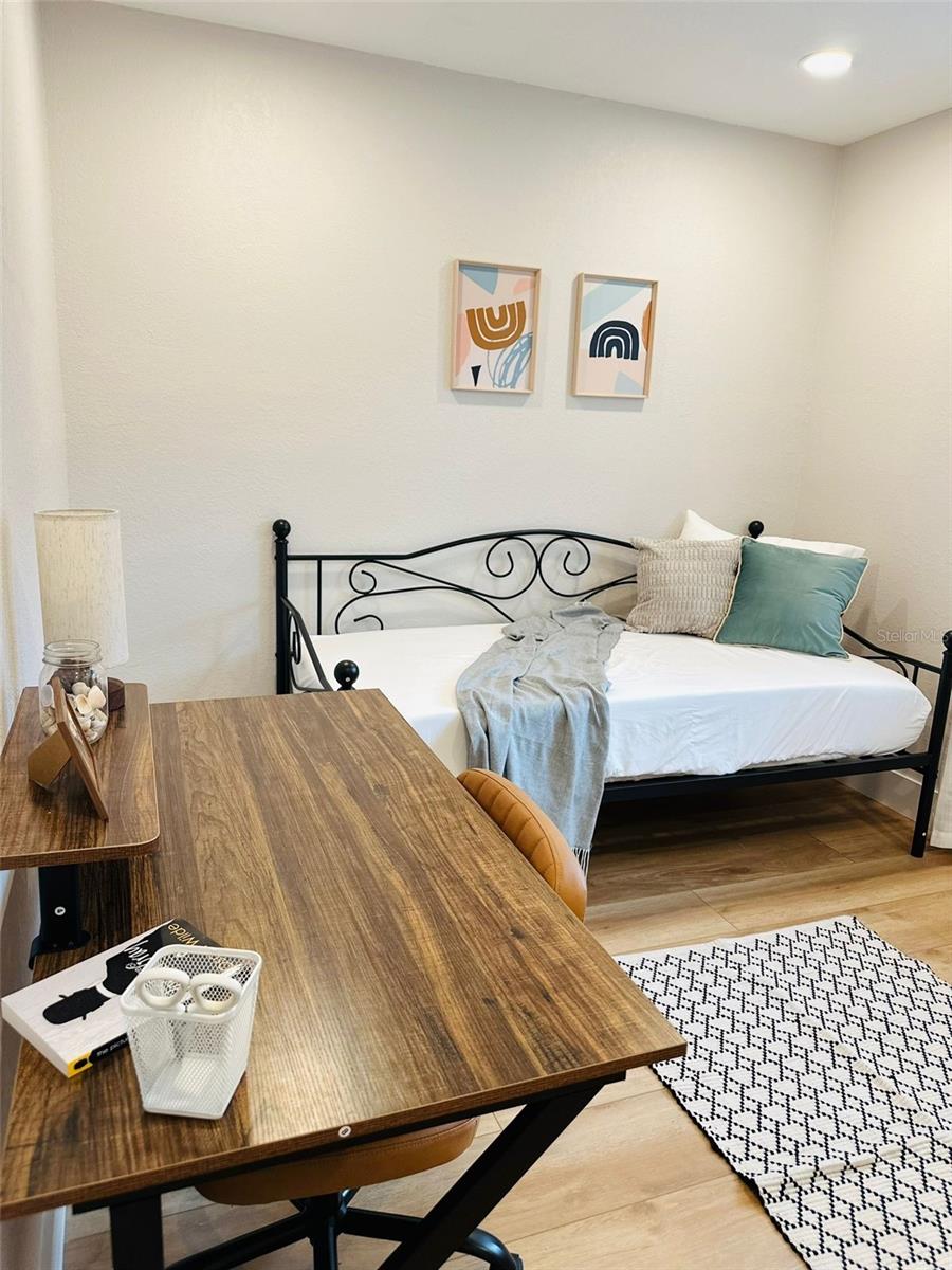 Image 17 of 31 For 6602 Faul Street