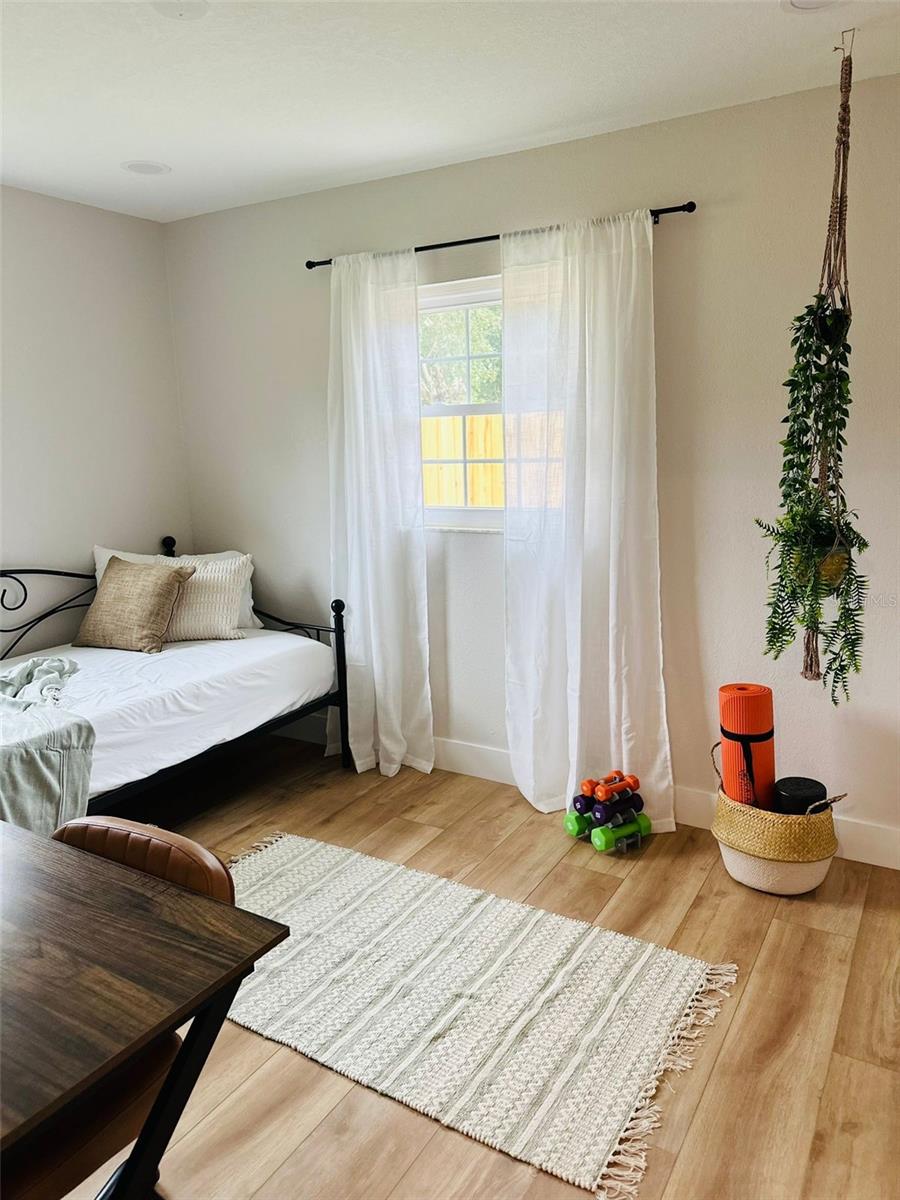 Image 20 of 31 For 6602 Faul Street