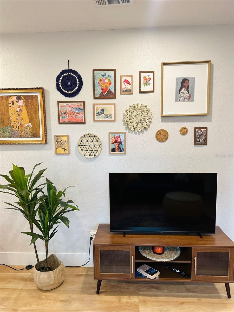 Image 4 of 31 For 6602 Faul Street