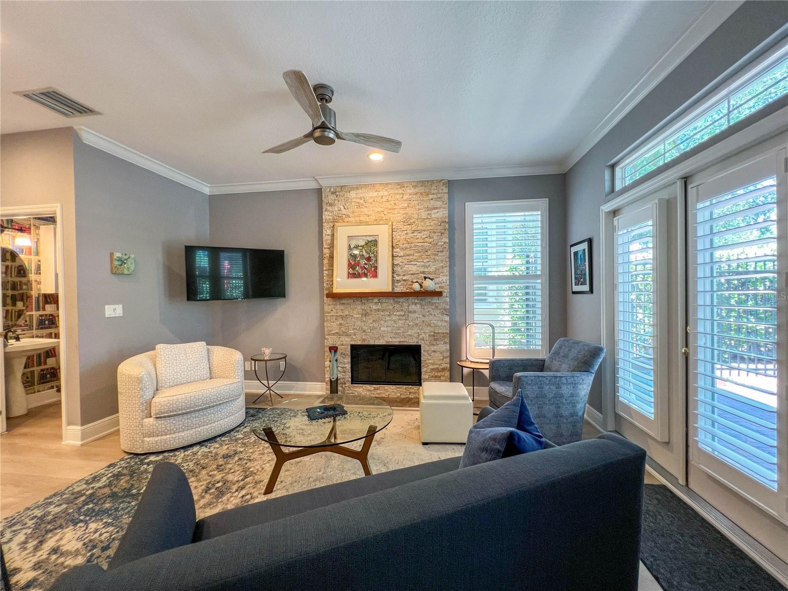 Image 15 of 76 For 350 2nd Street N 8