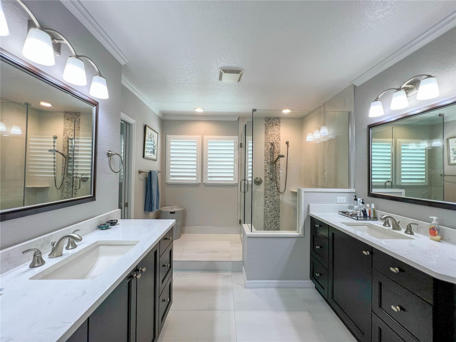 Image 18 of 76 For 350 2nd Street N 8