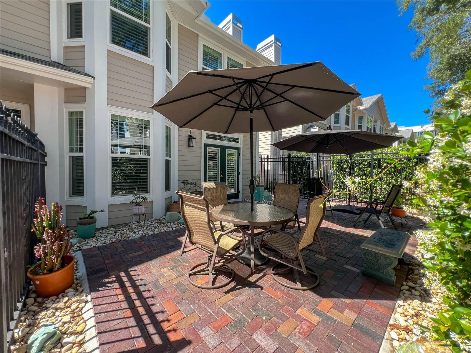 Image 2 of 76 For 350 2nd Street N 8