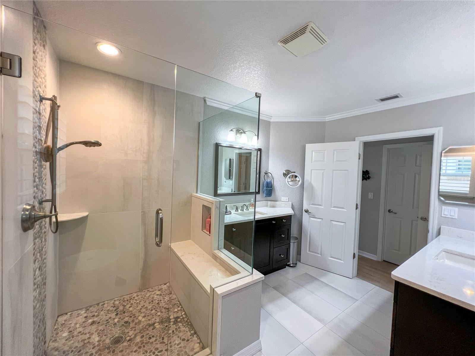 Image 25 of 76 For 350 2nd Street N 8