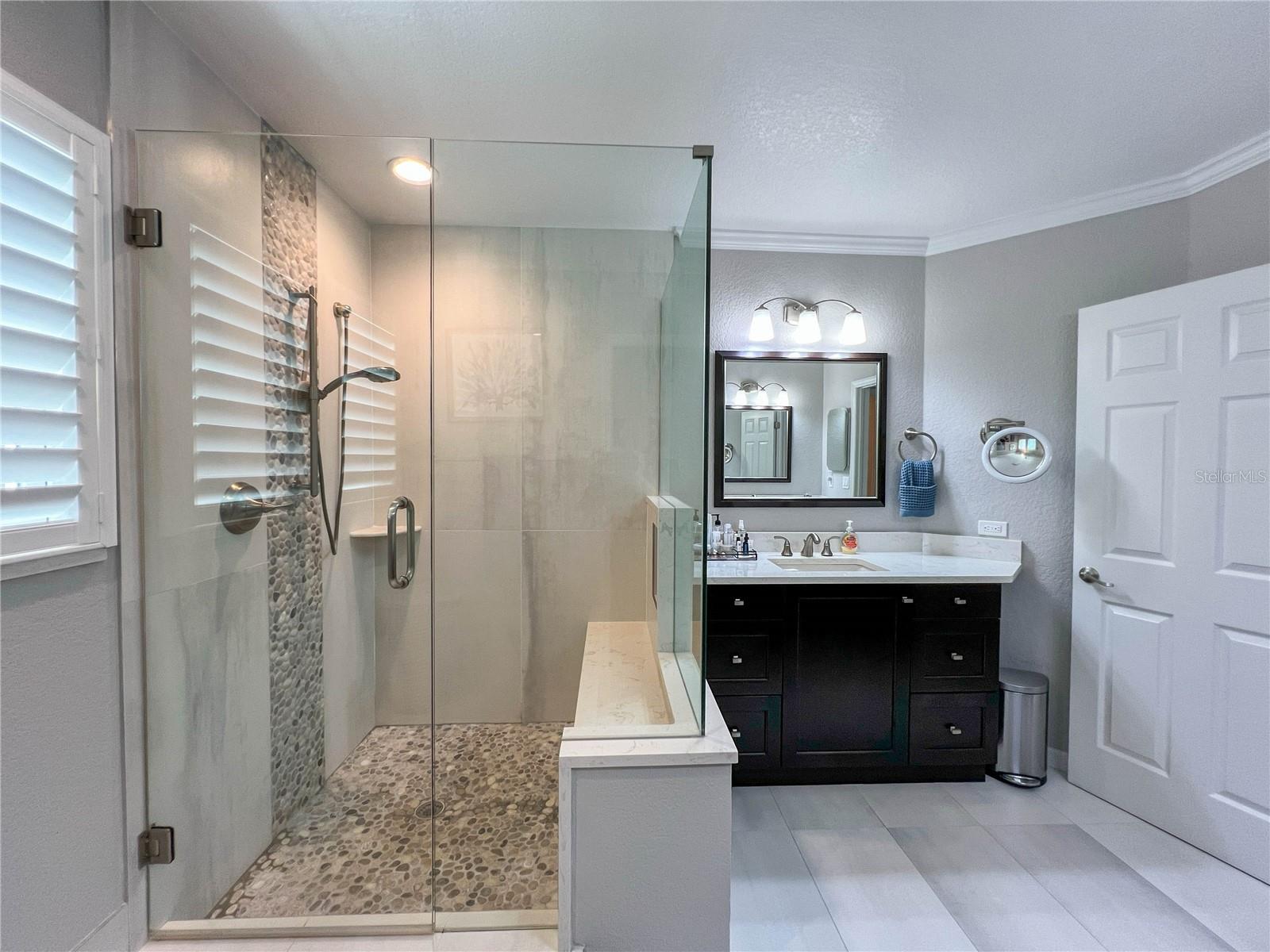 Image 26 of 76 For 350 2nd Street N 8