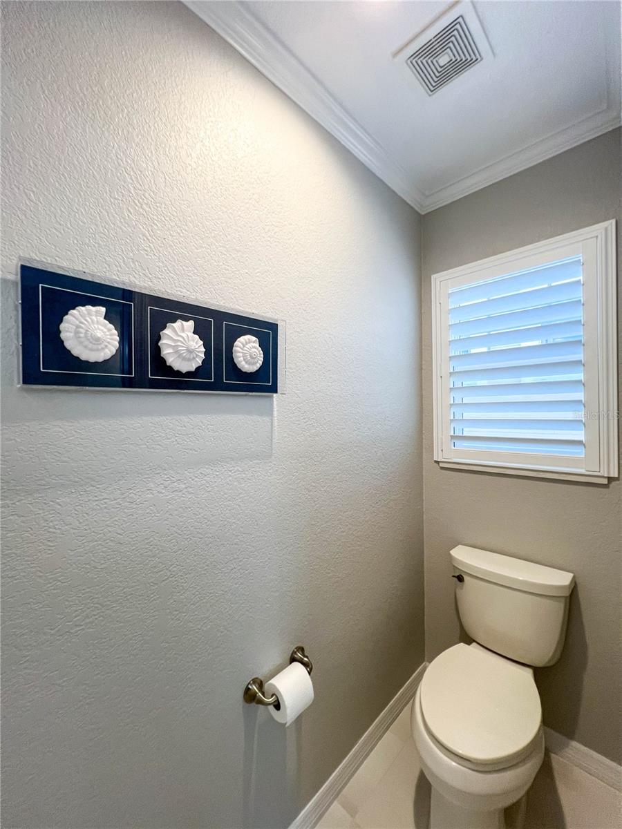 Image 28 of 76 For 350 2nd Street N 8