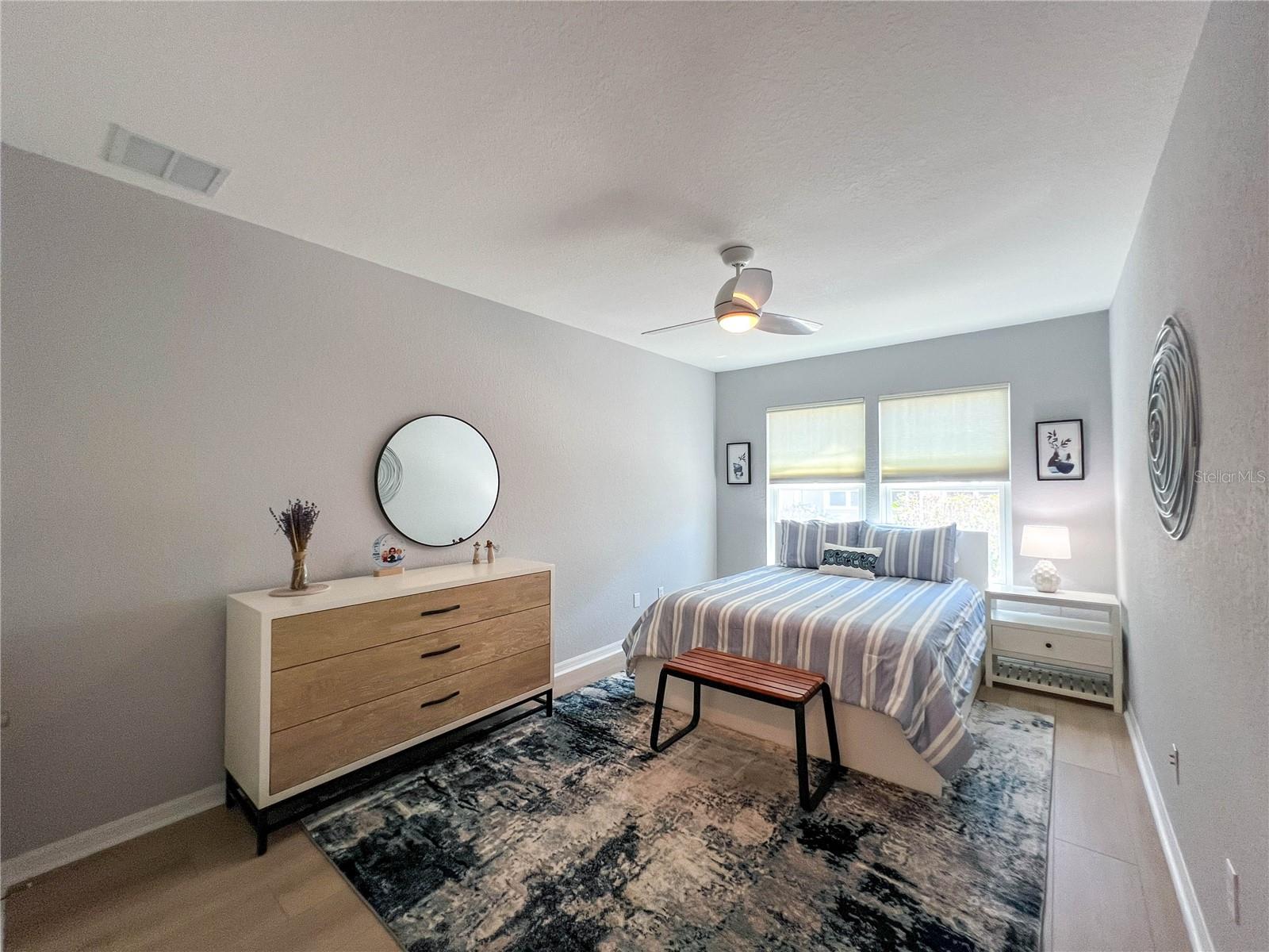 Image 29 of 76 For 350 2nd Street N 8