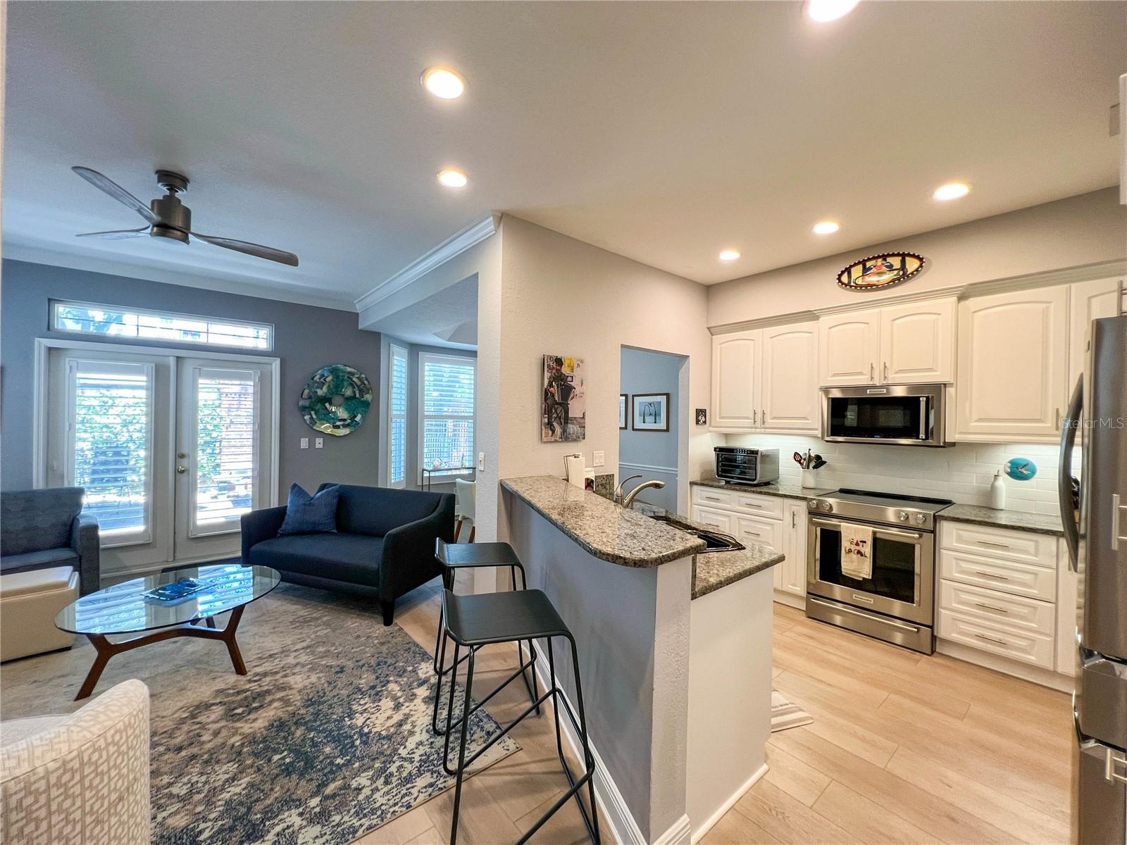 Image 3 of 76 For 350 2nd Street N 8