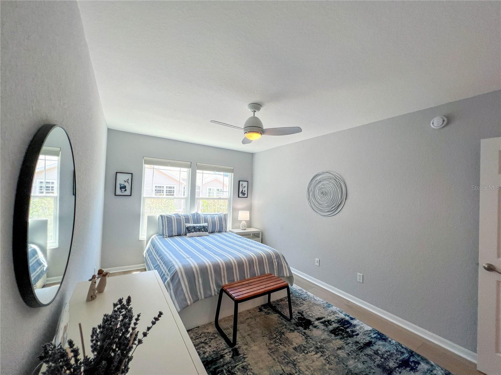 Image 31 of 76 For 350 2nd Street N 8