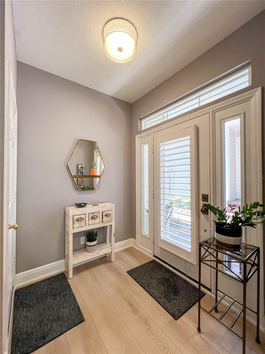 Image 41 of 76 For 350 2nd Street N 8