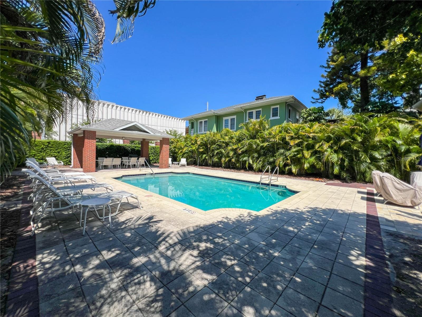 Image 47 of 76 For 350 2nd Street N 8