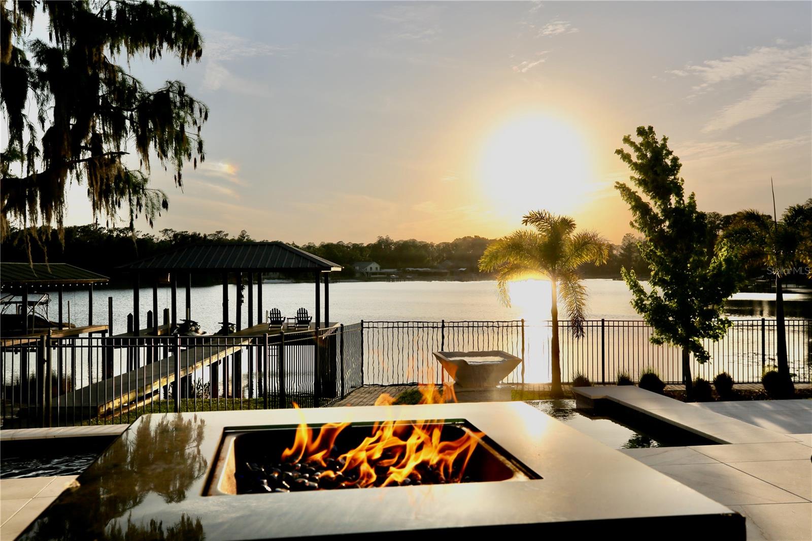 Image 25 of 63 For 17104 Crawley Road