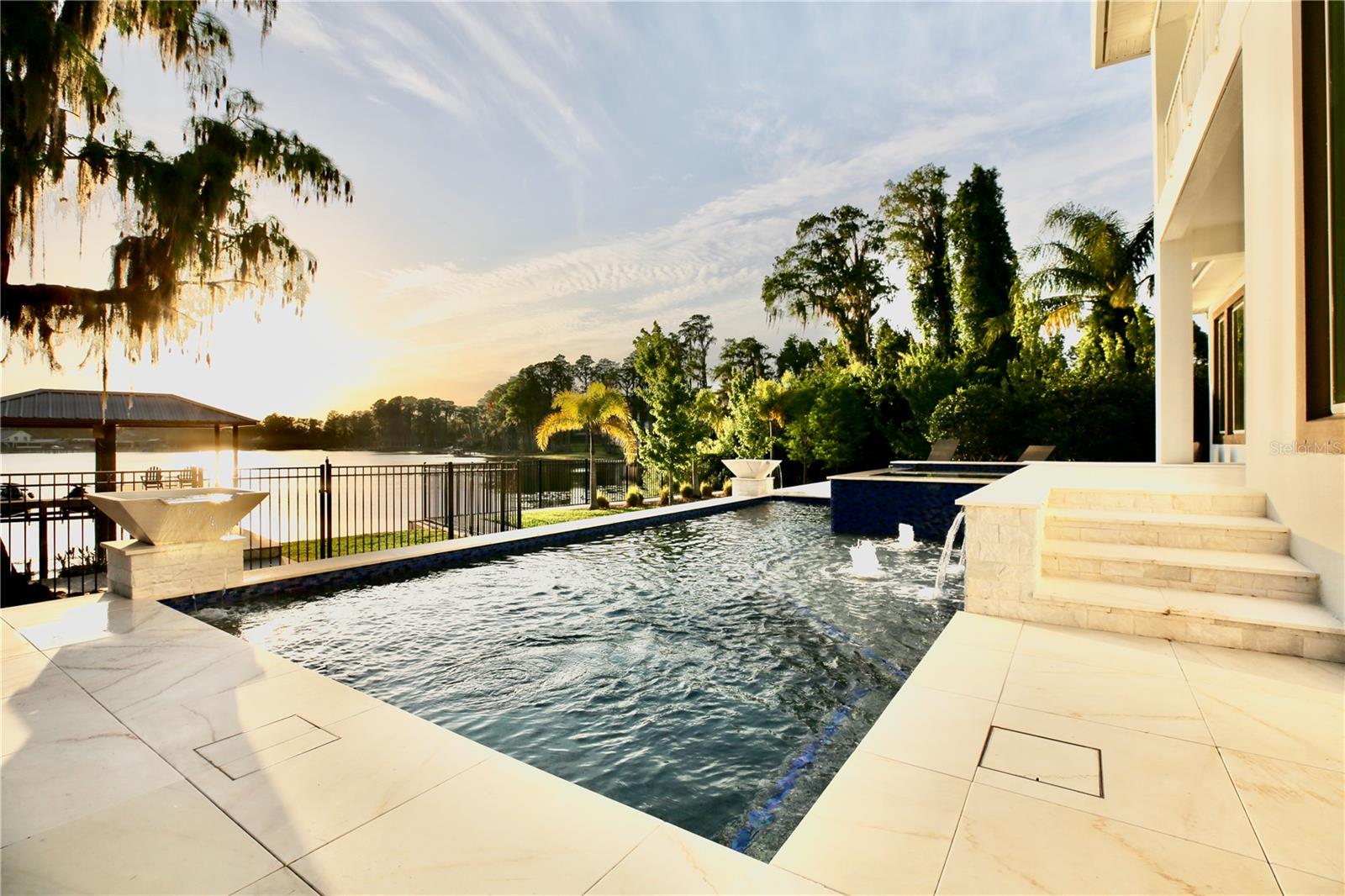 Image 28 of 63 For 17104 Crawley Road