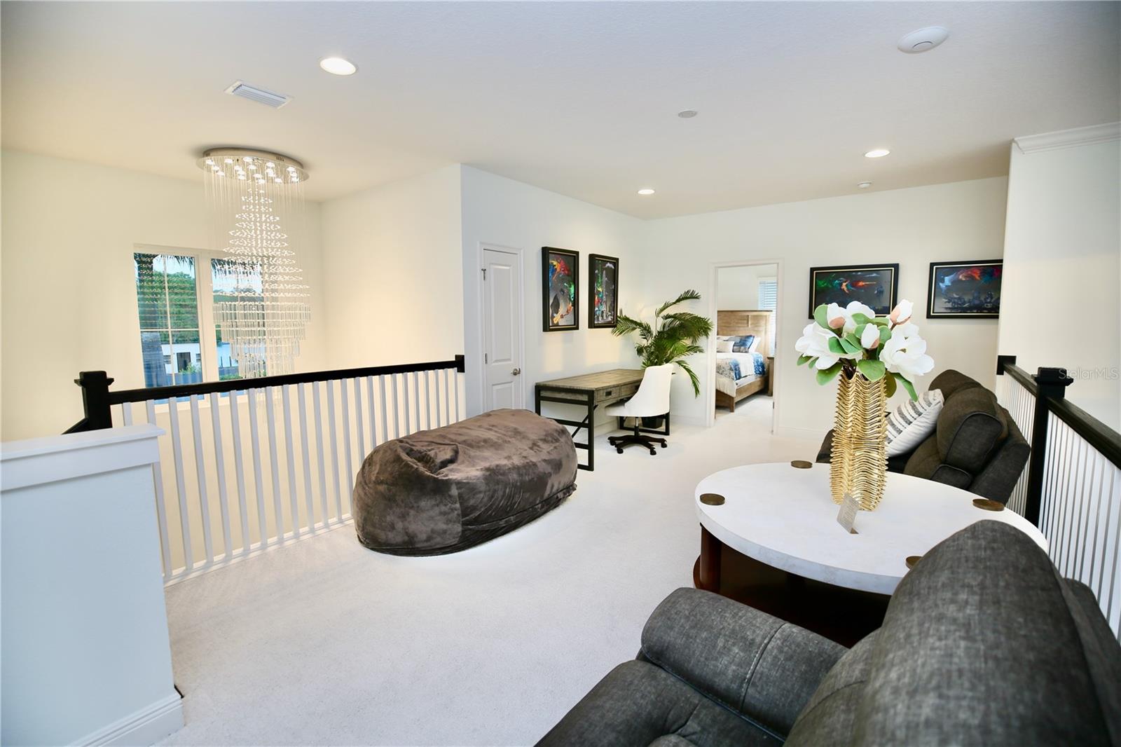 Image 35 of 63 For 17104 Crawley Road