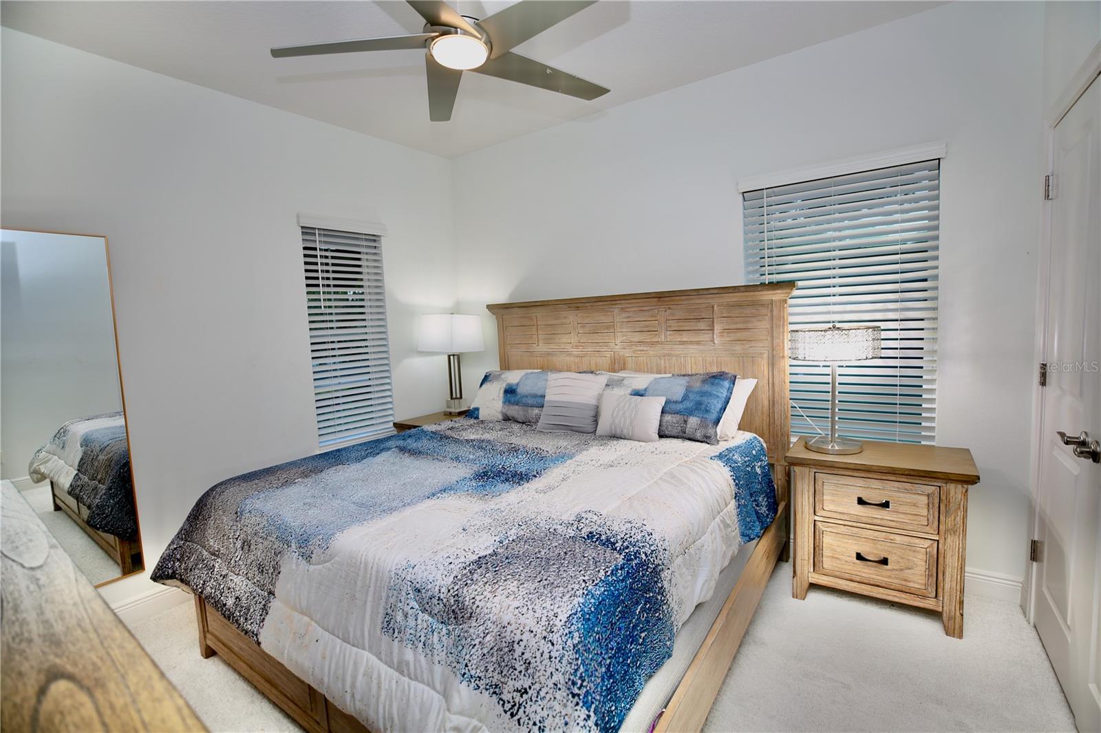 Image 36 of 63 For 17104 Crawley Road