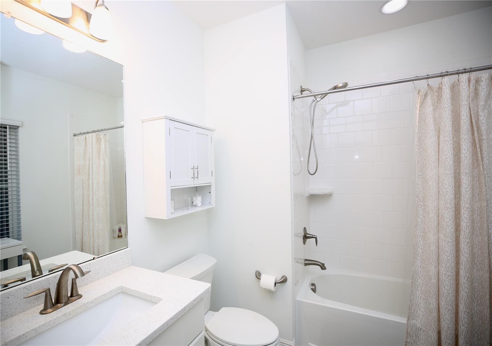 Image 37 of 63 For 17104 Crawley Road