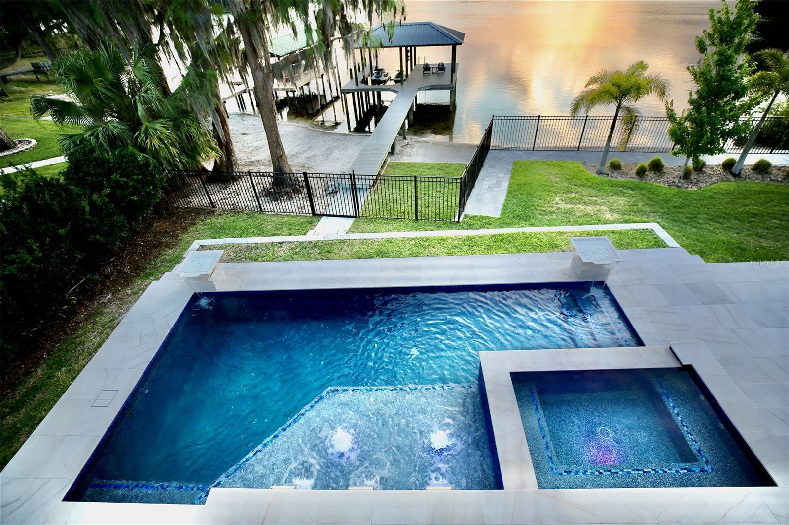 Image 47 of 63 For 17104 Crawley Road