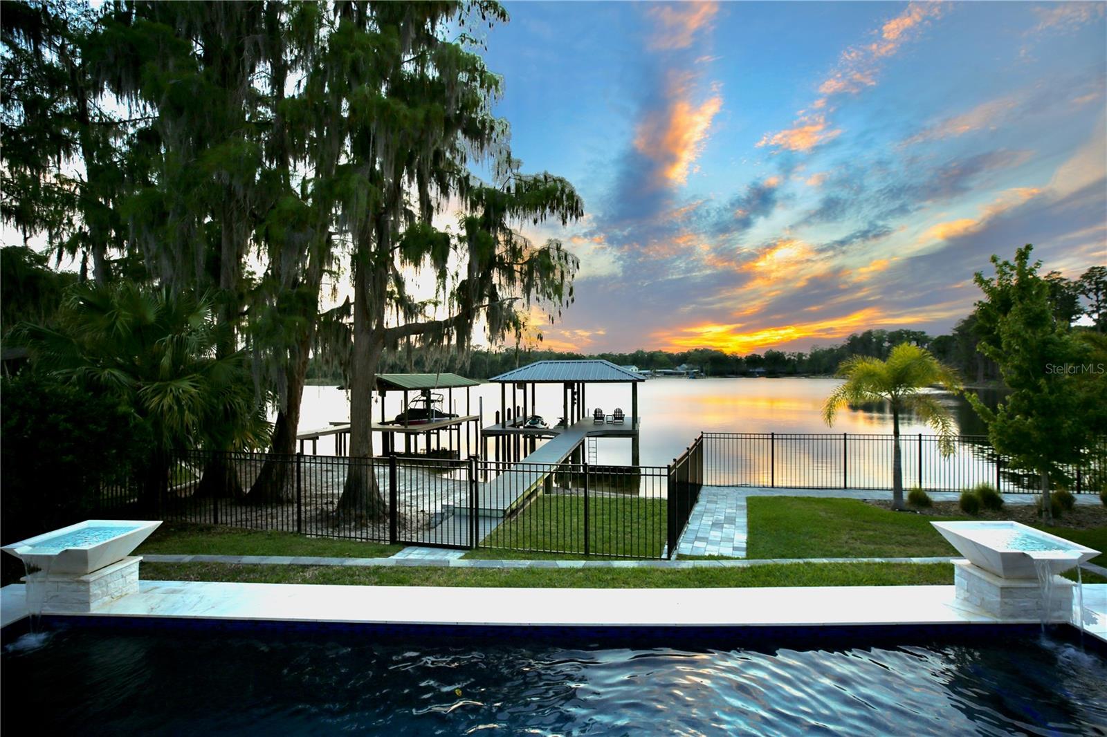 Image 49 of 63 For 17104 Crawley Road