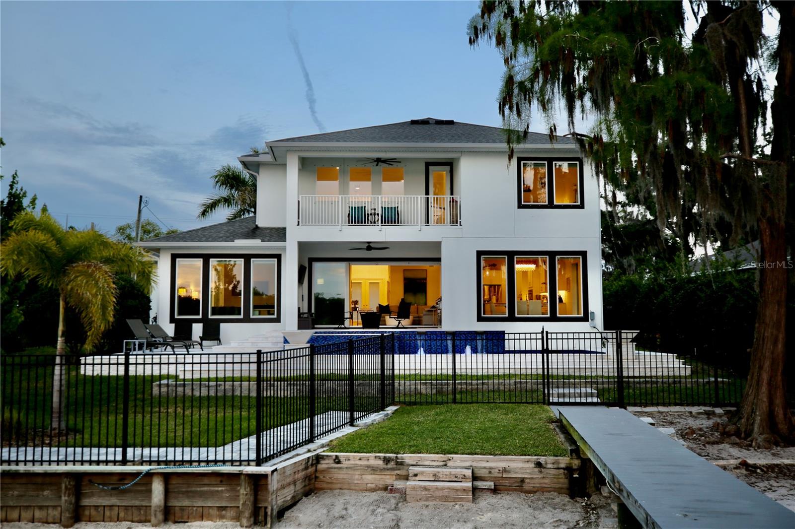 Image 56 of 63 For 17104 Crawley Road