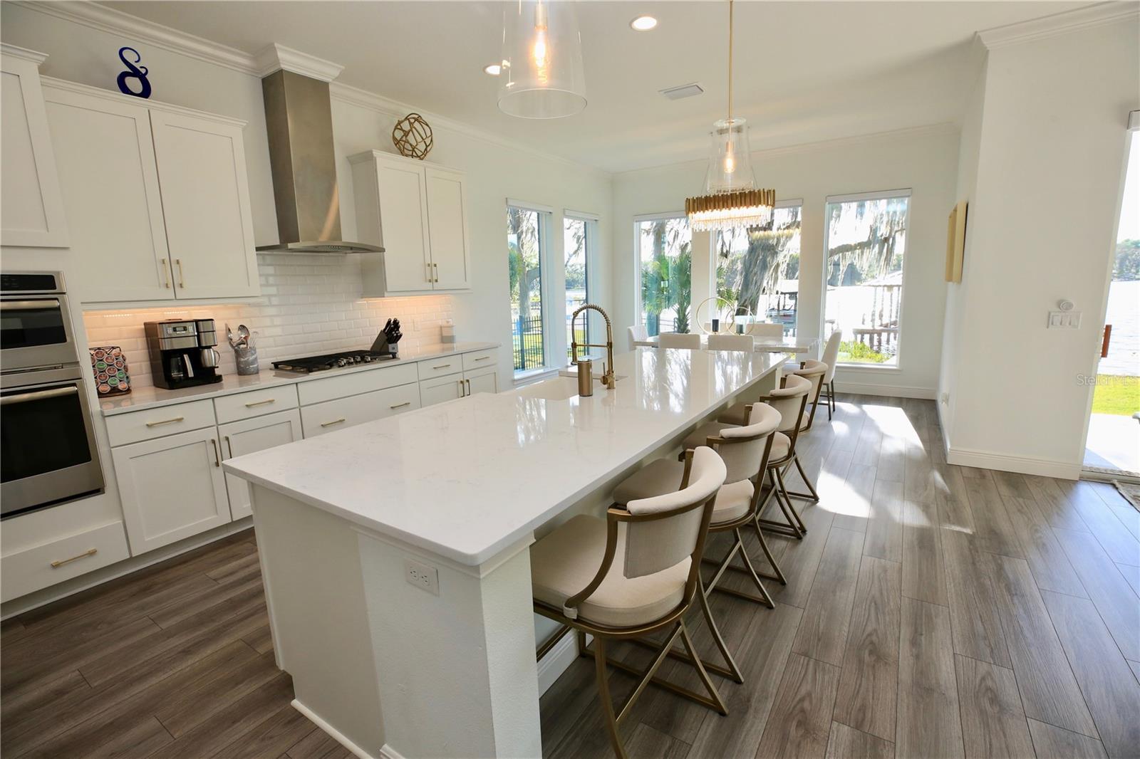 Image 6 of 63 For 17104 Crawley Road