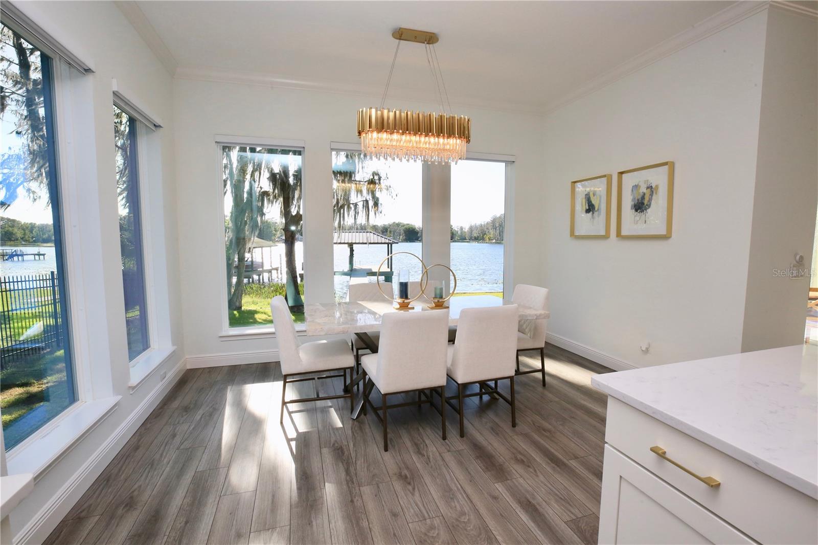 Image 9 of 63 For 17104 Crawley Road