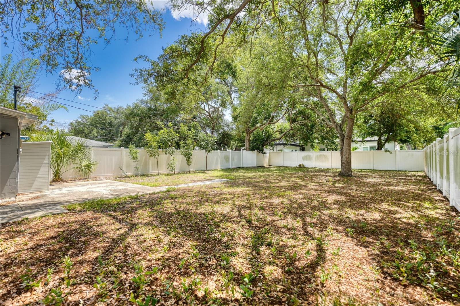 Image 12 of 17 For 8086 28th Avenue N