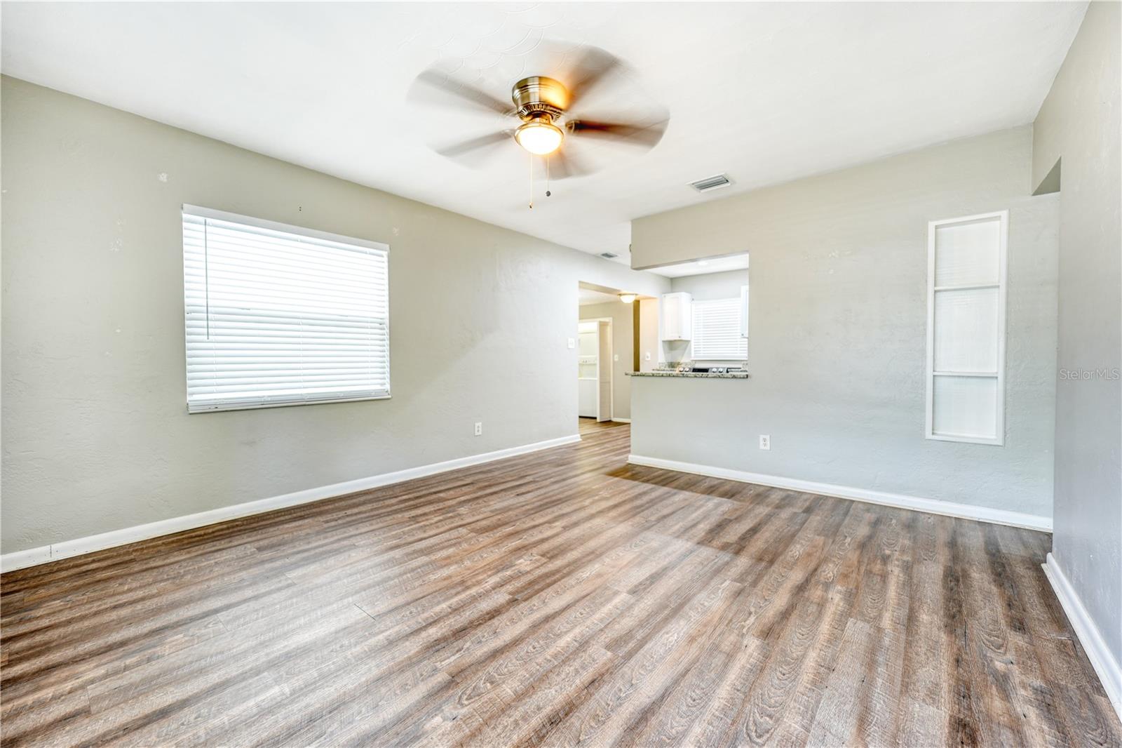 Image 4 of 17 For 8086 28th Avenue N