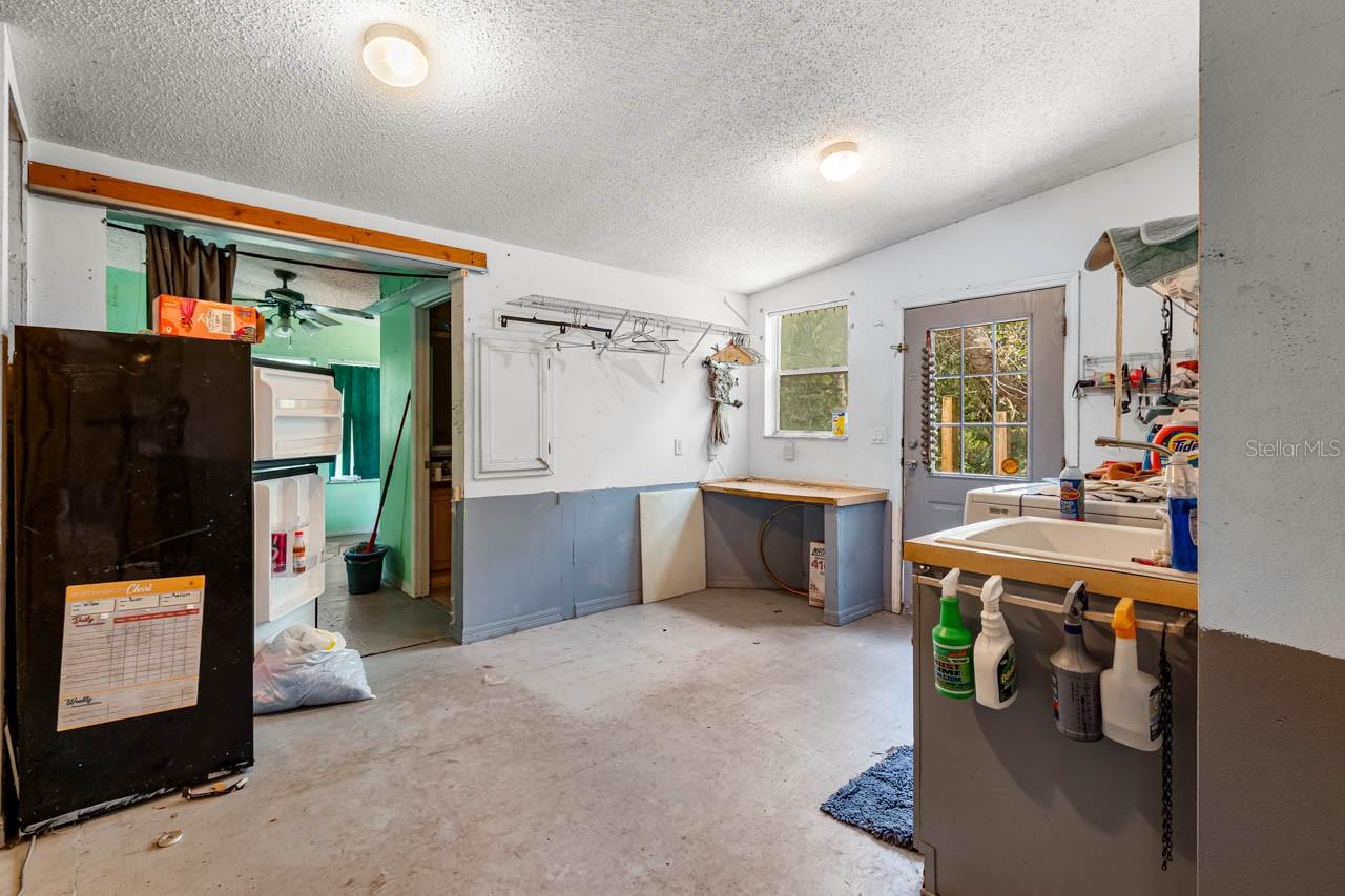 Image 23 of 41 For 12730 Bullfrog Creek Road