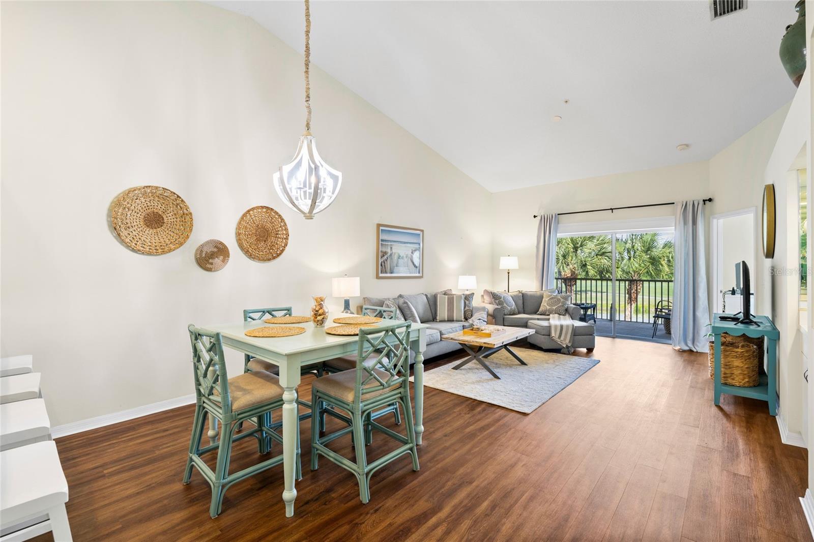 Image 11 of 93 For 5231 Mahogany Run Avenue 325