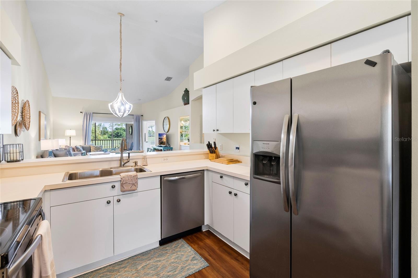 Image 8 of 93 For 5231 Mahogany Run Avenue 325