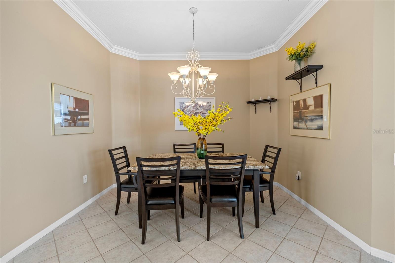 Image 7 of 50 For 5117 Spectacular Bid Drive