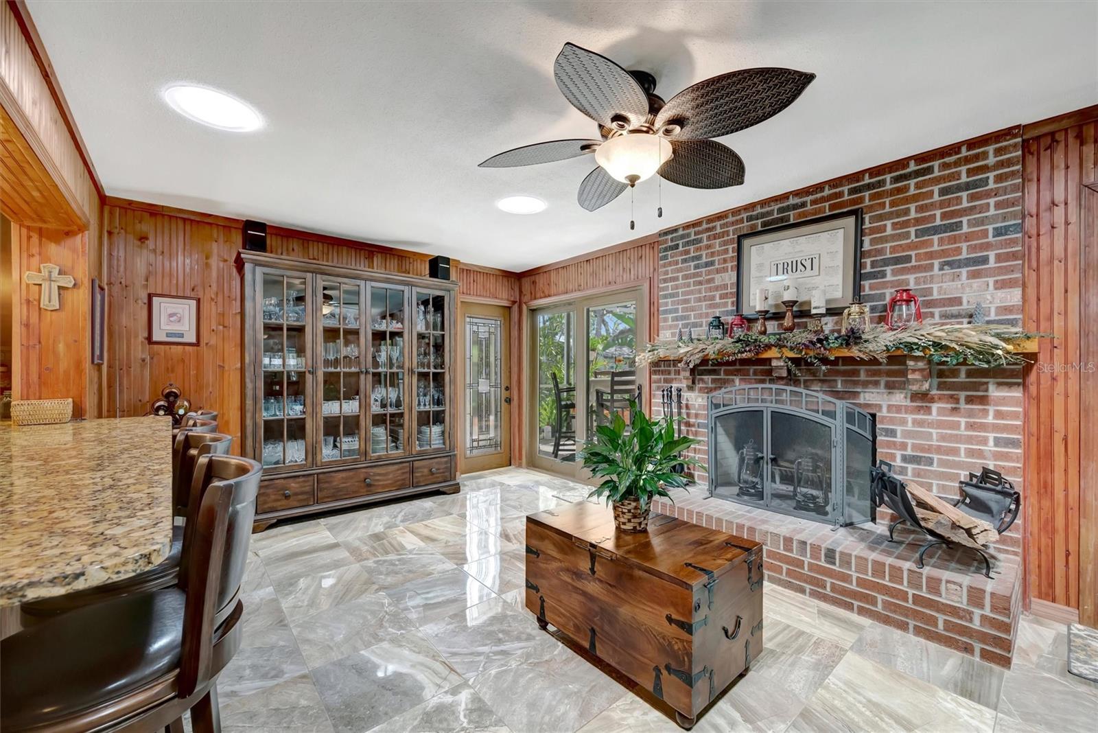 Image 19 of 57 For 9782 55th Avenue N