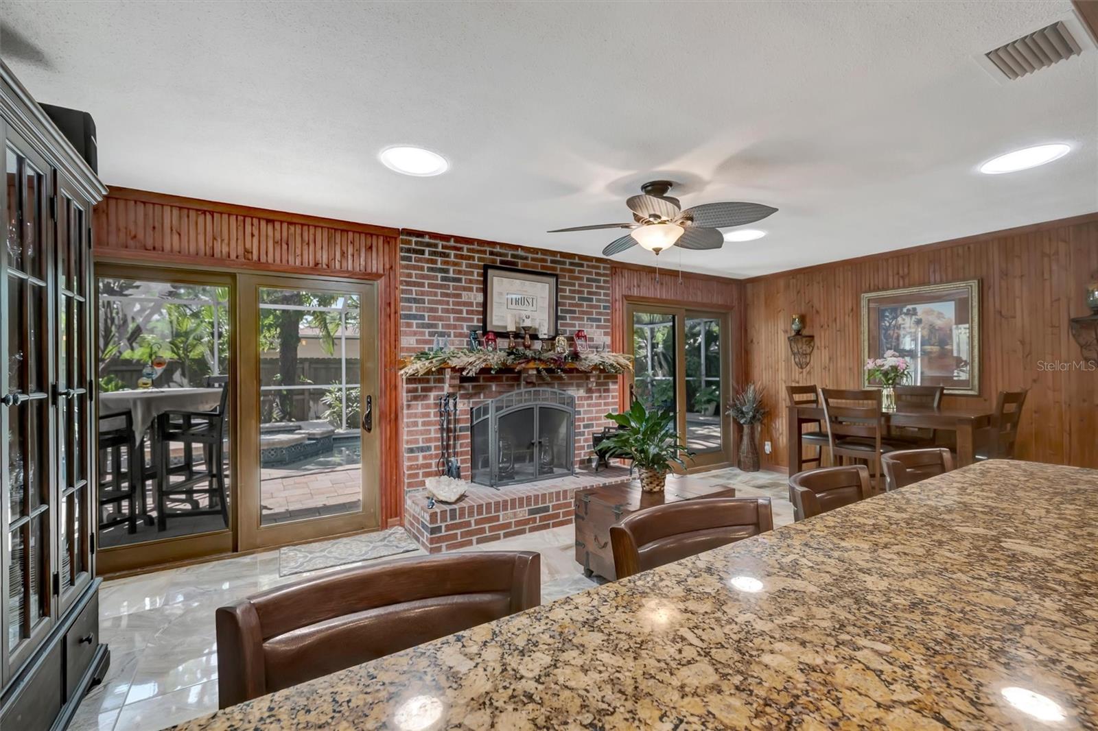 Image 21 of 57 For 9782 55th Avenue N