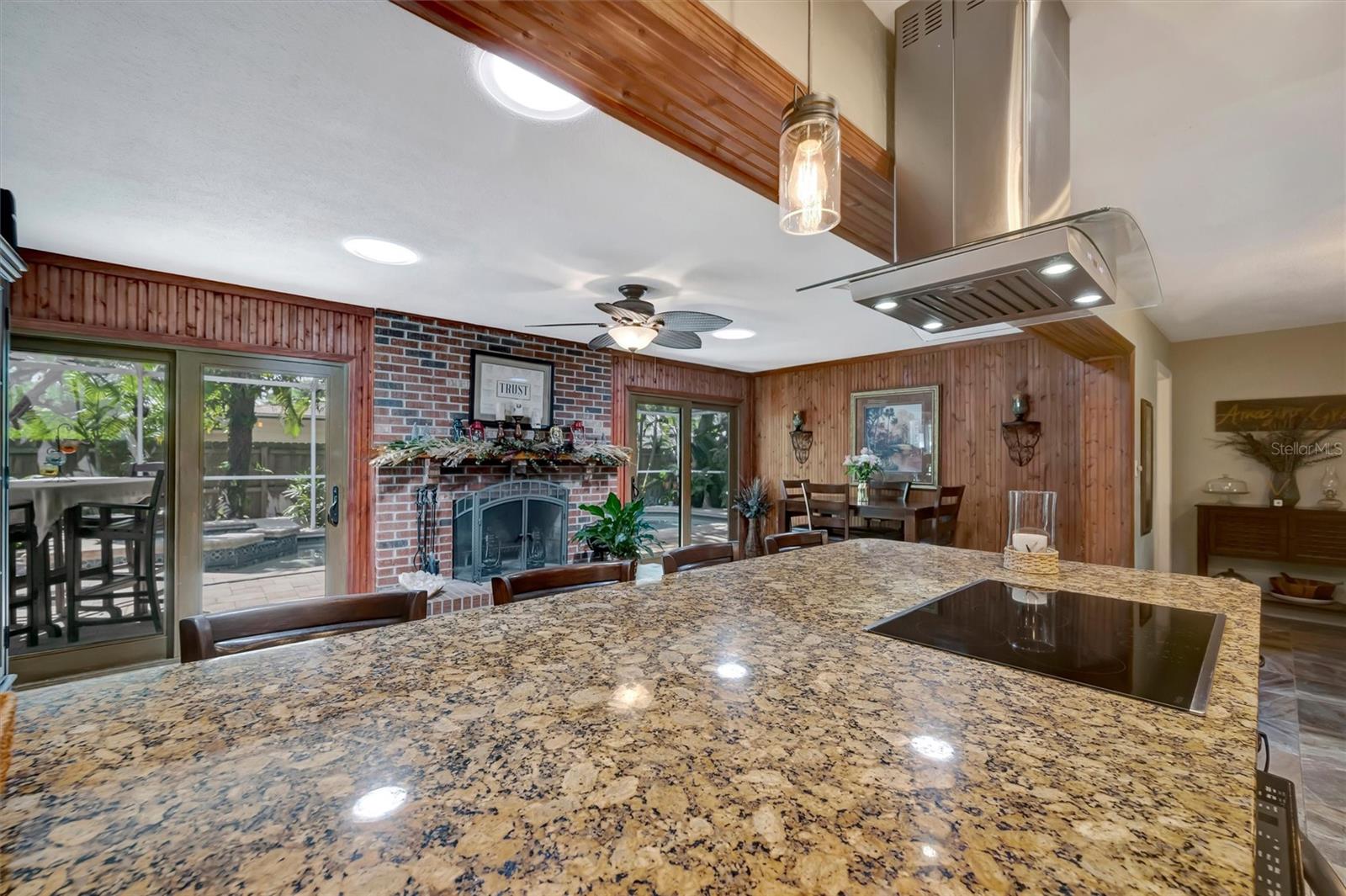 Image 22 of 57 For 9782 55th Avenue N