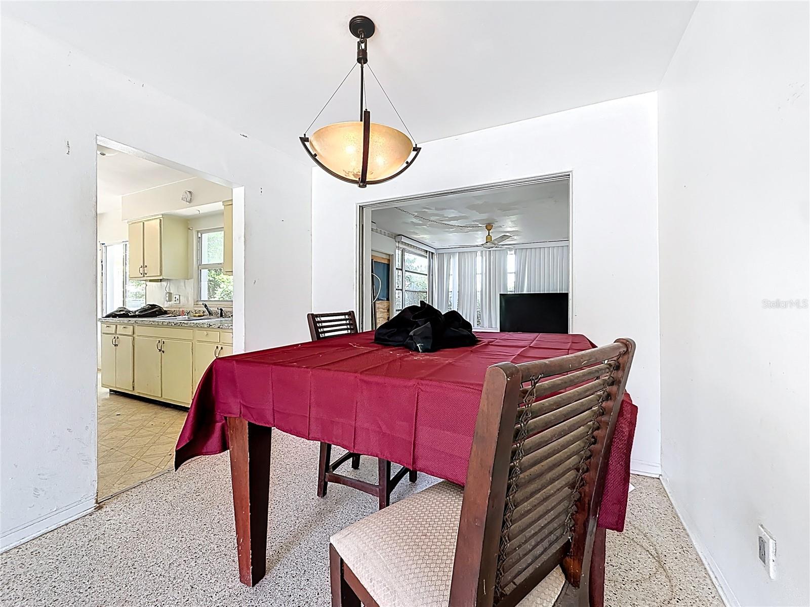 Image 13 of 46 For 1799 Suffolk Drive