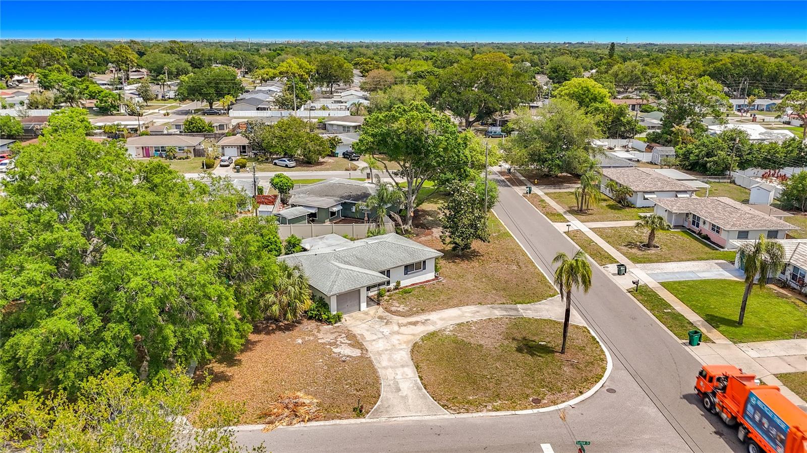 Image 33 of 46 For 1799 Suffolk Drive