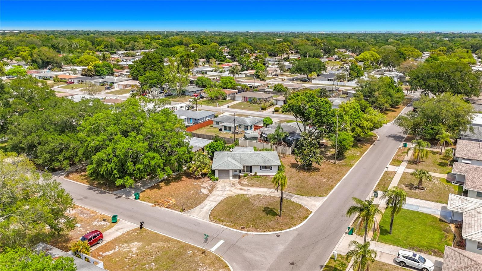 Image 36 of 46 For 1799 Suffolk Drive