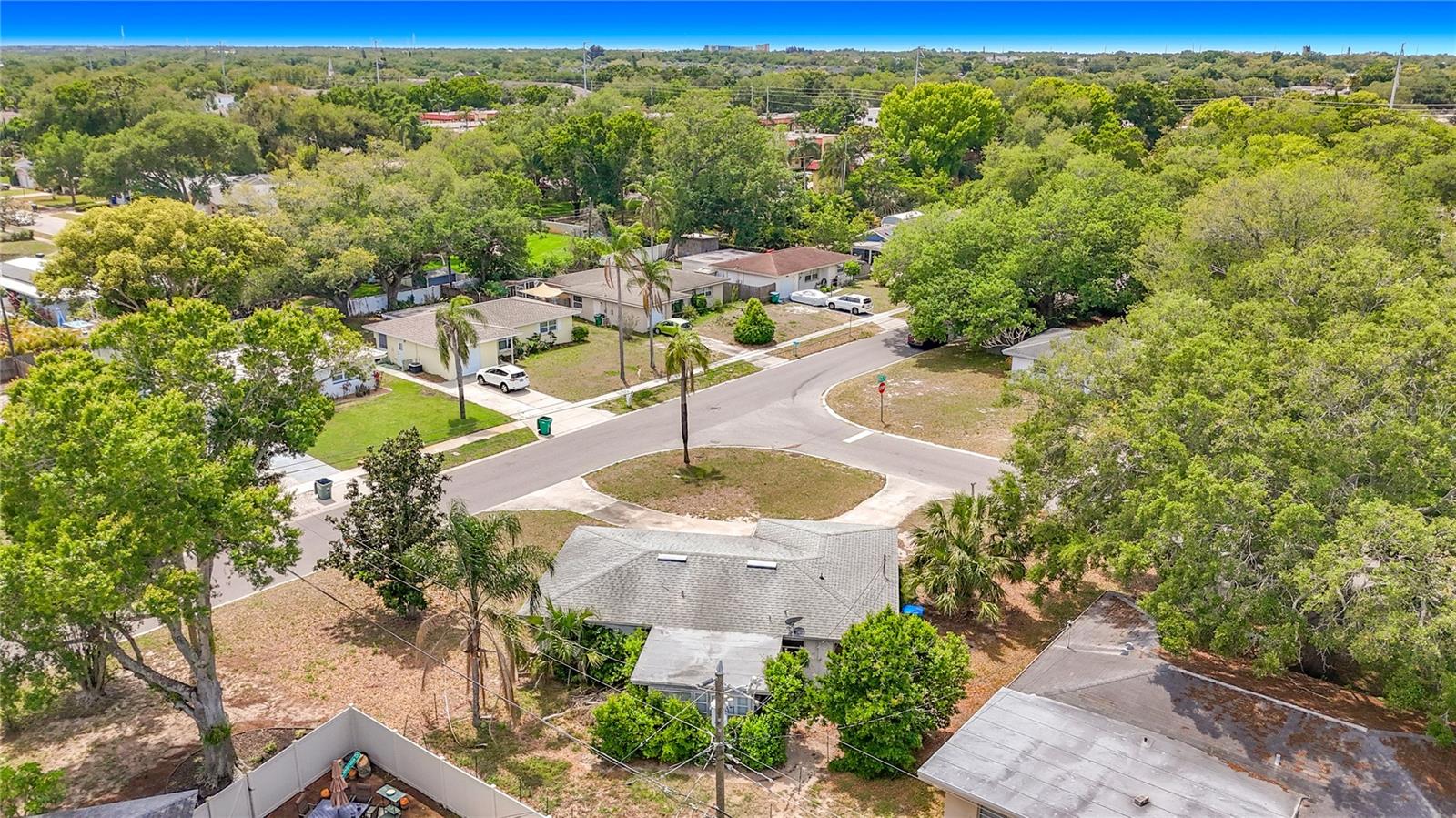 Image 39 of 46 For 1799 Suffolk Drive