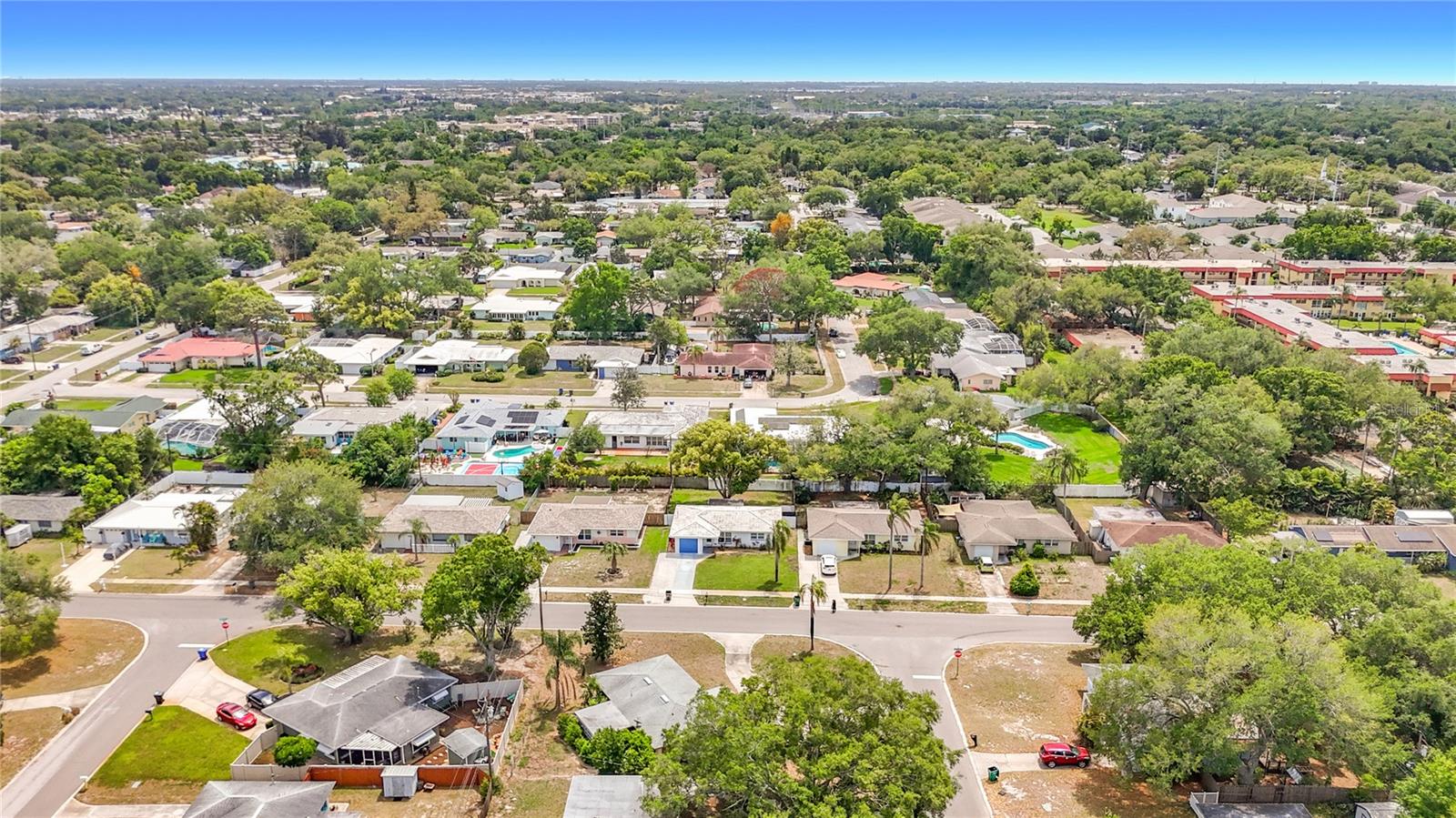 Image 41 of 46 For 1799 Suffolk Drive