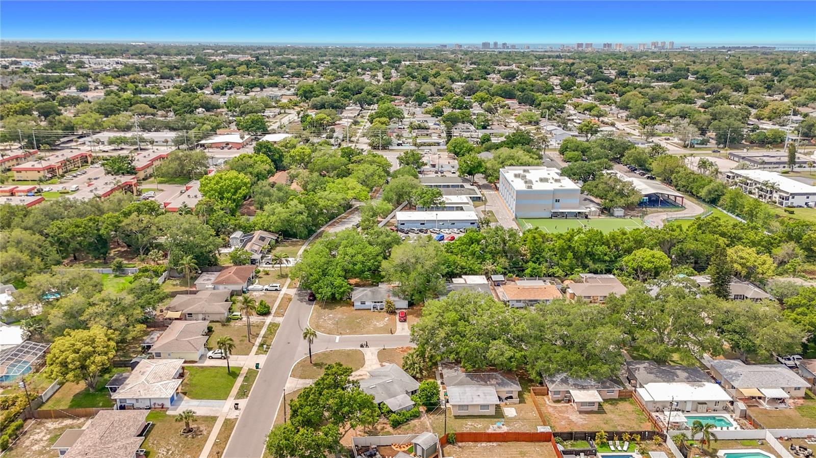 Image 43 of 46 For 1799 Suffolk Drive