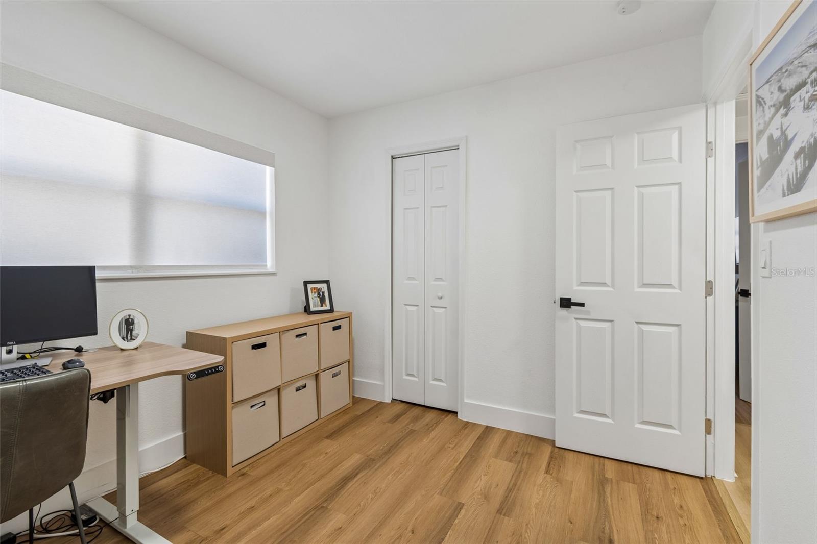 Listing photo id 38 for 3320 Iowa Avenue